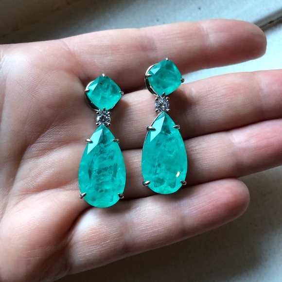Simulated Emerald Earrings Inspired Angeli… - Picture 8 of 9